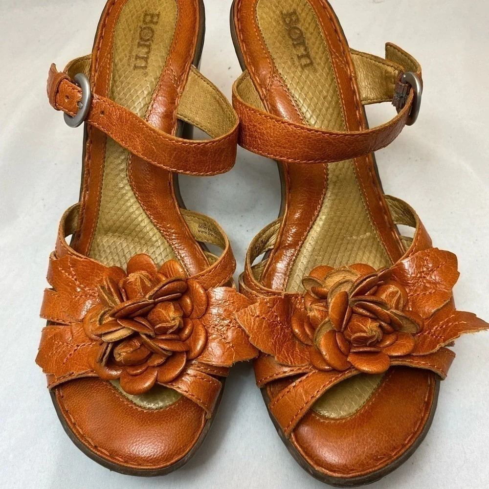Born Women's Heels in Orange with Floral Design - Picture 6 of 7